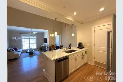 301 E Tremont Avenue #305, Charlotte, NC 28203 - Photo 4