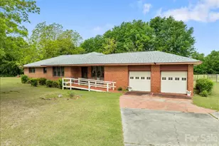 1444 Society Hill Rd, Darlington, SC 29540 - Photo 2