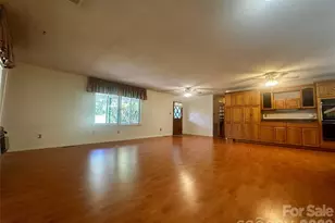 263 Spring Shore Rd, Statesville, NC 28677 - Photo 8