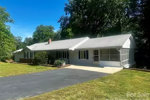 263 Spring Shore Rd, Statesville, NC 28677 - Photo 2