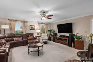126 Stonebridge Dr, Hendersonville, NC 28739 - Photo 30