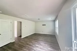 1050 Glenbriar Ct, Woodleaf, NC 27054 - Photo 10