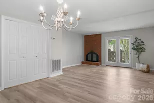 239 13th Ave Pl NW, Hickory, NC 28601 - Photo 8
