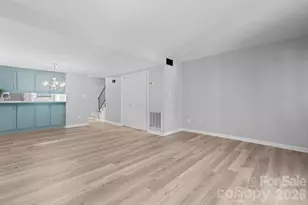 239 13th Ave Pl NW, Hickory, NC 28601 - Photo 10