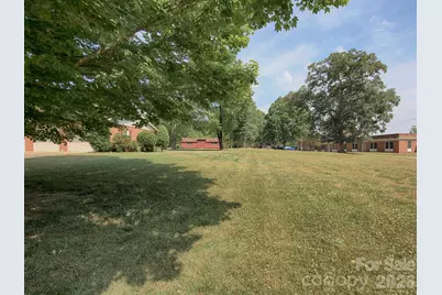 1005 Forest Park Drive, Statesville, NC 28677 - Photo 38
