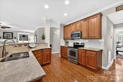 4365 Enchantment Cove Lane, Charlotte, NC 28216 - Photo 6