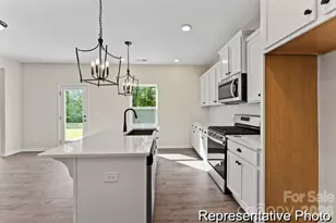 122 Peak Vw Rd, Statesville, NC 28677 - Photo 2