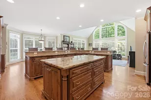 1020 Rolling Park Ln, Fort Mill, SC 29715 - Photo 10