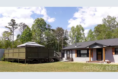 332 Epley Drive #1, Marion, NC 28752 - Photo 2