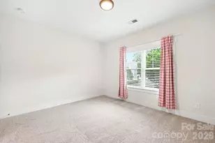 824 E 16th St, Charlotte, NC 28205 - Photo 28