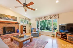 9 Golfview Dr, Maggie Valley, NC 28751 - Photo 10