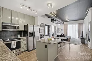 505 E 6th St, Charlotte, NC 28202 - Photo 2