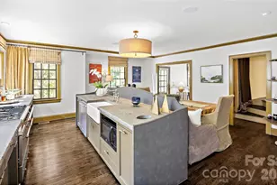 208 Wales Ave, Charlotte, NC 28209 - Photo 10