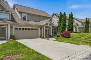 33 Florian Ln, Fletcher, NC 28732 - Photo 2