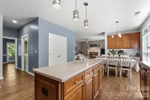 140 Foxfield Park Dr, Mooresville, NC 28115 - Photo 12