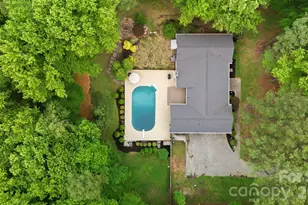 20200 Floral Ln, Cornelius, NC 28031 - Photo 4