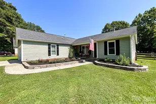 103 Woodland Ln, Monroe, NC 28112 - Photo 2