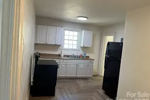 3910-3912 Tuckaseegee Rd, Charlotte, NC 28208 - Photo 8