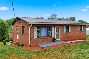 2532 Old Trenton Pl, Lenoir, NC 28645 - Photo 4