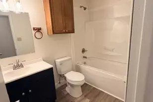 422 Greenlea Cir, Taylorsville, NC 28681 - Photo 6