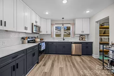 1036 Cutler Place, Charlotte, NC 28205 - Photo 10