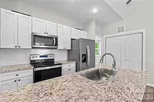 412 Royal St, Salisbury, NC 28144 - Photo 10