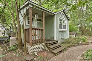 720 Aintree Rd, Charlotte, NC 28215 - Photo 24