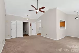 9234 Kings Canyon Dr, Charlotte, NC 28210 - Photo 8