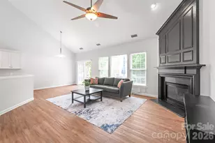 11940 Humboldt Dr, Charlotte, NC 28277 - Photo 4