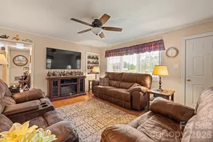 2359 Hendrix Rd, Maiden, NC 28650 - Photo 12