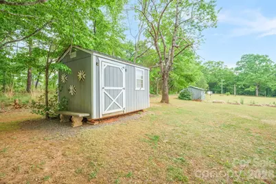 2359 Hendrix Road, Maiden, NC 28650 - Photo 8