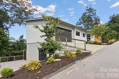 55 Laurel Spring Lane, Hendersonville, NC 28739 - Photo 6