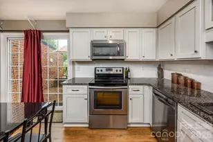 911 21st Ave NE, Hickory, NC 28601 - Photo 4