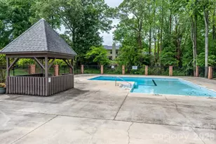 911 21st Ave NE, Hickory, NC 28601 - Photo 32