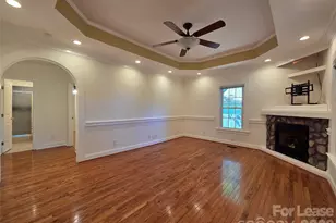 819 S South St, Gastonia, NC 28052 - Photo 2