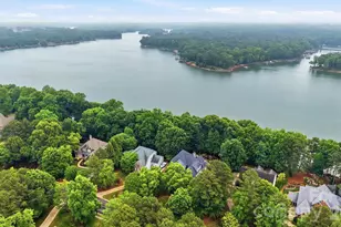221 Whiterock Dr, Mount Holly, NC 28120 - Photo 6