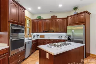 266 Sunset Point Rd, Burnsville, NC 28714 - Photo 12