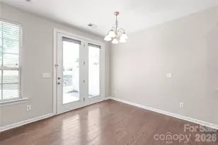 5662 Stonewells Dr, Charlotte, NC 28278 - Photo 12