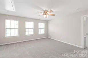 5662 Stonewells Dr, Charlotte, NC 28278 - Photo 18