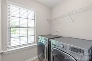 5662 Stonewells Dr, Charlotte, NC 28278 - Photo 30