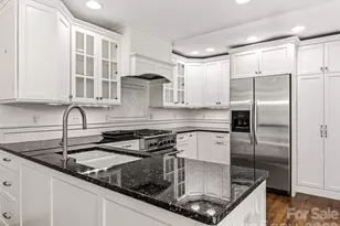 109 Stuyvesant Rd, Asheville, NC 28803 - Photo 10