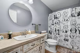 1011 Cambridge Ct, Lenoir, NC 28645 - Photo 14
