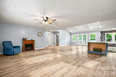 1011 Cambridge Court, Lenoir, NC 28645 - Photo 6
