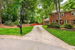 9607 Riddick Pl, Matthews, NC 28105 - Photo 2