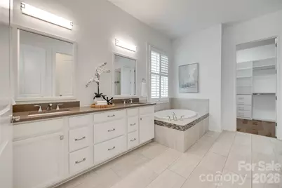 15927 Vale Ridge Drive, Charlotte, NC 28278 - Photo 32