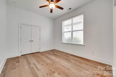 15927 Vale Ridge Drive, Charlotte, NC 28278 - Photo 24