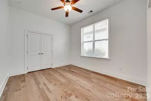 15927 Vale Ridge Dr, Charlotte, NC 28278 - Photo 24