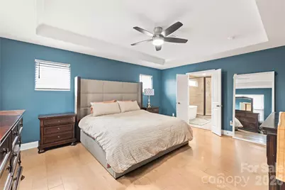 12205 Hollinhope Drive, Charlotte, NC 28278 - Photo 34