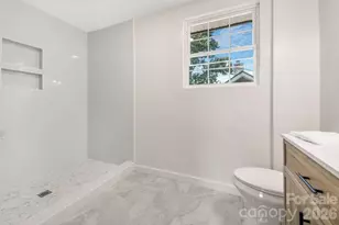 131 Woodrow Ave, Asheville, NC 28801 - Photo 30