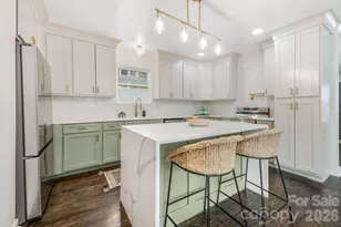 131 Woodrow Ave, Asheville, NC 28801 - Photo 2